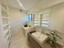 【神奈川県/横浜市青葉区市ケ尾町】横浜市青葉区市ヶ尾町　戸建 洗面室