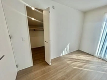 【神奈川県/横浜市青葉区市ケ尾町】横浜市青葉区市ヶ尾町　戸建 洋室：10.5帖