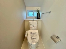 【神奈川県/横浜市青葉区市ケ尾町】横浜市青葉区市ヶ尾町　戸建 トイレ：2階