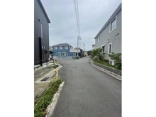 【神奈川県/横浜市港南区笹下】港南区笹下3丁目　新築戸建 前面道路