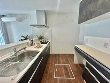 【神奈川県/横浜市青葉区美しが丘】横浜市青葉区美しが丘四丁目　新築戸建2号棟 キッチン