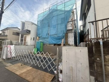 【神奈川県/横浜市港南区下永谷】横浜市港南区下永谷5丁目　新築戸建 建築中の外観