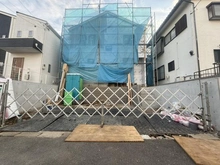 【神奈川県/横浜市港南区下永谷】横浜市港南区下永谷5丁目　新築戸建 建築中の外観