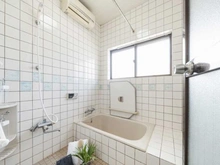 【神奈川県/横浜市磯子区栗木】横浜市磯子区栗木2丁目　戸建 浴室