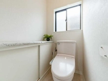 【神奈川県/横浜市磯子区栗木】横浜市磯子区栗木2丁目　戸建 トイレ