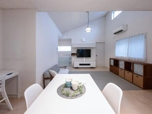 【神奈川県/横浜市神奈川区七島町】神奈川区七島町　中古戸建 リビング・ダイニング