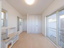 【神奈川県/横浜市神奈川区七島町】神奈川区七島町　中古戸建 洋室