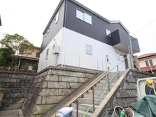 【神奈川県/横浜市栄区桂台南】栄区桂台南2丁目　新築戸建 建築中の外観