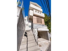 【神奈川県/横浜市神奈川区松見町】神奈川区松見町4丁目　中古戸建 外観：外観（地下車庫付き、3階建、2SLDK、注文住宅）