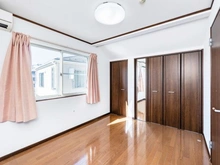 【神奈川県/横浜市神奈川区松見町】神奈川区松見町4丁目　中古戸建 洋室：3階　約6.0帖の洋室　西向きのお部屋　　