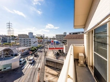 【神奈川県/横浜市神奈川区松見町】神奈川区松見町4丁目　中古戸建 眺望：3階　バルコニーからの眺望　南向き　陽当たり良好