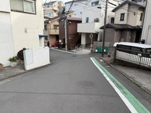 【神奈川県/横浜市西区東久保町】横浜市西区東久保町　中古戸建 前面道路