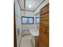 【神奈川県/横浜市南区別所】南区別所2丁目　中古戸建 洗面所：家具調度品は価格に含まれません