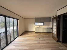 【神奈川県/横浜市泉区上飯田町】泉区上飯田町　中古戸建 LDK