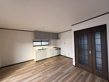 【神奈川県/横浜市泉区上飯田町】泉区上飯田町　中古戸建 キッチン