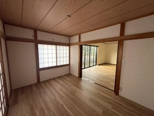 【神奈川県/横浜市泉区上飯田町】泉区上飯田町　中古戸建 洋室