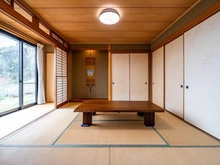 【神奈川県/藤沢市片瀬山】藤沢市片瀬山2丁目 二世帯住宅 和室：1階・約7.5帖