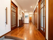 【神奈川県/藤沢市片瀬山】藤沢市片瀬山2丁目 二世帯住宅 玄関：1階