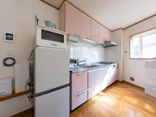 【神奈川県/藤沢市片瀬海岸】藤沢市片瀬海岸2丁目　中古戸建 キッチン：家具調度品は価格に含まれません