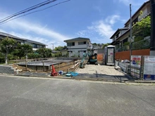 【神奈川県/鎌倉市腰越】鎌倉市腰越　新築戸建　全1棟 建築中の外観
