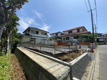 【神奈川県/鎌倉市腰越】鎌倉市腰越　新築戸建　全1棟 建築中の外観