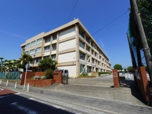 【神奈川県/藤沢市亀井野】藤沢市亀井野 新築戸建 1号棟 藤沢市立亀井野小学校（現地より約880m）：
