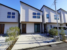 【神奈川県/藤沢市石川】藤沢市石川1丁目 一戸建 外観：写真中央