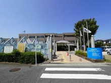 【神奈川県/藤沢市亀井野】藤沢市亀井野 新築戸建 2号棟/全3棟  藤沢市六会市民センター(現地より約700m):