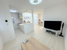 【神奈川県/茅ヶ崎市小和田】茅ヶ崎市小和田1丁目　中古戸建 リビング・ダイニング