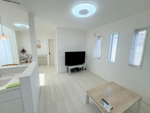 【神奈川県/茅ヶ崎市小和田】茅ヶ崎市小和田1丁目　中古戸建 リビング・ダイニング