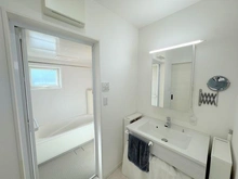 【神奈川県/茅ヶ崎市小和田】茅ヶ崎市小和田1丁目　中古戸建 洗面室