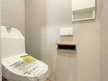 【神奈川県/鎌倉市西鎌倉】鎌倉市西鎌倉二丁目　新築戸建　A棟/全2棟 トイレ