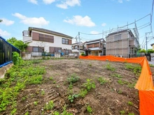 【東京都/足立区伊興】足立区伊興4丁目　新築戸建　2号棟 現地（建築前）：全2棟　手前：2号棟　奥：1号棟