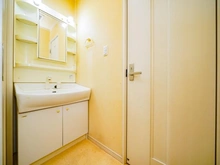 【東京都/渋谷区本町】渋谷区本町3丁目　戸建 洗面室：2階