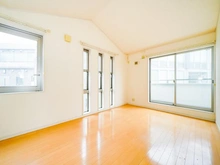 【東京都/渋谷区本町】渋谷区本町3丁目　戸建 洋室：3階