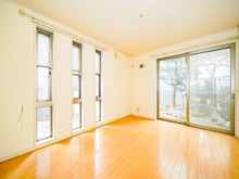 【東京都/渋谷区本町】渋谷区本町3丁目　戸建 洋室：1階