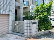 【千葉県/千葉市花見川区幕張本郷】千葉市花見川区幕張本郷六丁目　戸建 アプローチ