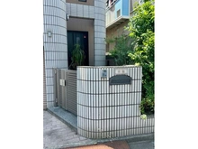 【千葉県/千葉市花見川区幕張本郷】千葉市花見川区幕張本郷六丁目　戸建 アプローチ