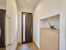 【東京都/渋谷区初台】渋谷区初台一丁目　賃貸併用住宅 玄関