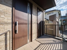 【東京都/渋谷区初台】渋谷区初台一丁目　賃貸併用住宅 玄関