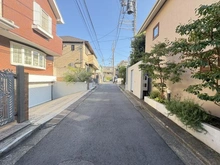 【東京都/渋谷区初台】渋谷区初台一丁目　賃貸併用住宅 前面道路