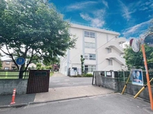 【東京都/三鷹市井口】三鷹市井口3丁目　戸建  三鷹市立第二中学校（現地より約1,400m）