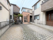 【東京都/練馬区立野町】練馬区立野町　中古戸建 外観：写真中央