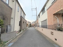 【東京都/練馬区立野町】練馬区立野町　中古戸建 前面道路：対象不動産：突き当り右手側