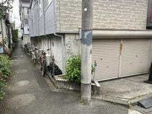 【東京都/杉並区和泉】杉並区和泉1丁目戸建（賃貸併用住宅） 前面道路