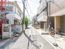 【東京都/杉並区和泉】杉並区和泉1丁目戸建（賃貸併用住宅） 前面道路