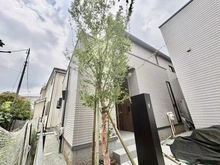 【東京都/三鷹市井の頭】コモンステージ吉祥寺　No.4 建築中の外観：「全8区画」真ん中