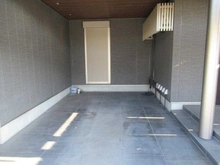 【東京都/立川市高松町】立川市高松町1丁目 賃貸併用住宅  ガレージ内
