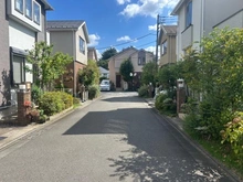 【東京都/三鷹市大沢】三鷹市大沢3丁目　中古戸建 前面道路