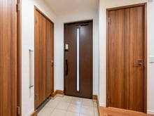 【東京都/稲城市東長沼】プラウドシーズン稲城南山 玄関